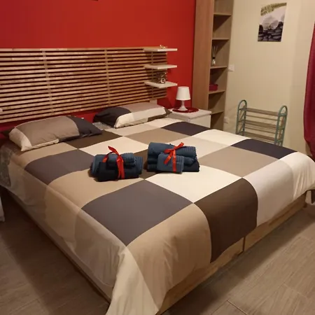 Bed and breakfast Lady D 5*